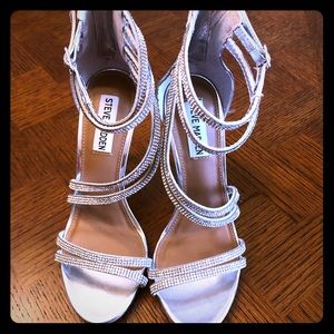 Steve Madden silver heals
